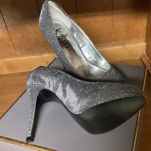 Charcoal evening shoes
